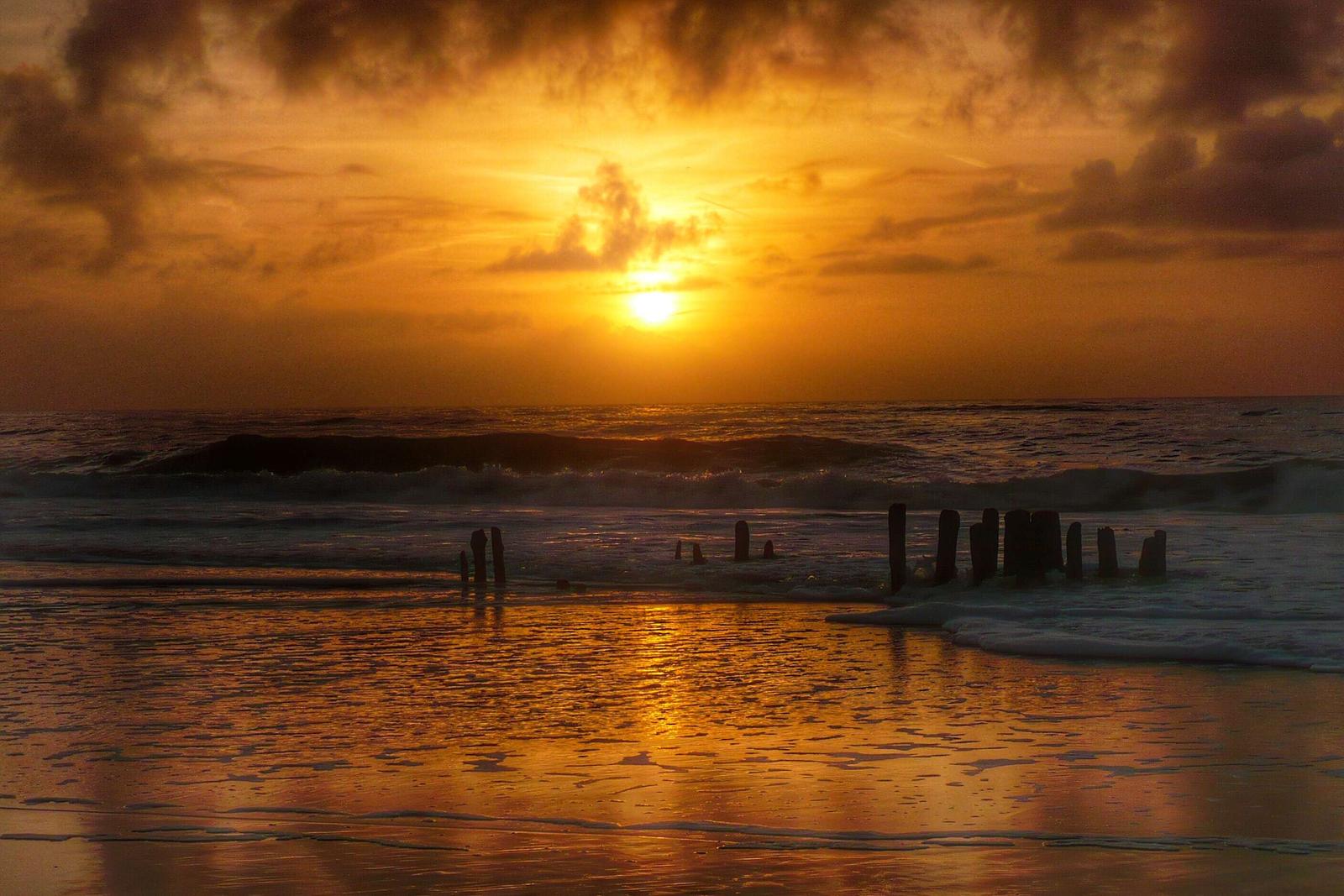 Sonnenuntergang auf Sylt – rundum geregelter Inselurlaub
